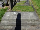 image of grave number 689538